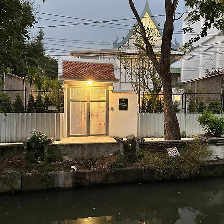 Baan Debtida Hotel Bangkok Eksteriør billede