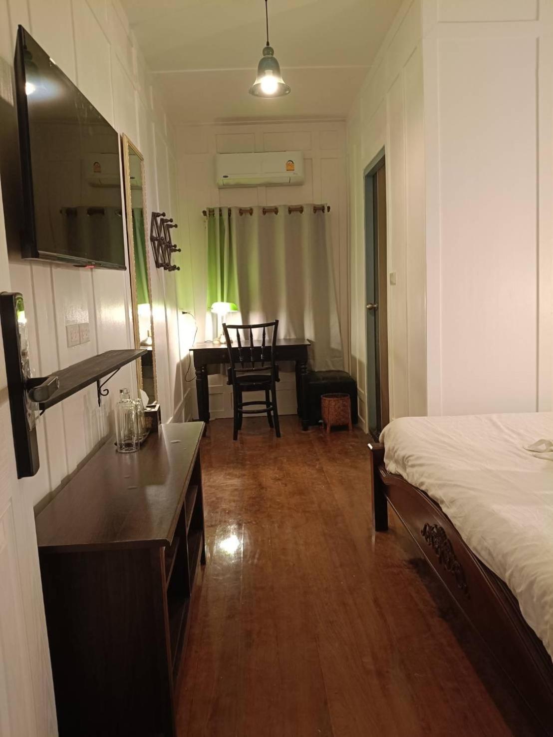 Baan Debtida Hotel Bangkok Eksteriør billede